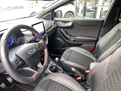 Photo 8 Ford Puma  1.0 EcoBoost 155 ch mHEV S&S BVM6