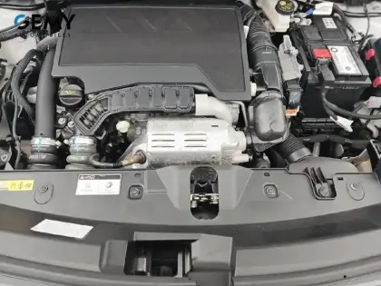 Photo 30 Peugeot 2008  PureTech 130 S&S EAT8