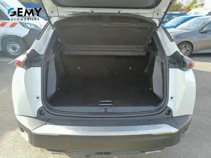 Photo 5 Peugeot 2008  PureTech 130 S&S EAT8