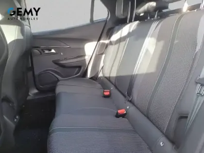 Photo 9 Peugeot 2008  PureTech 130 S&S EAT8