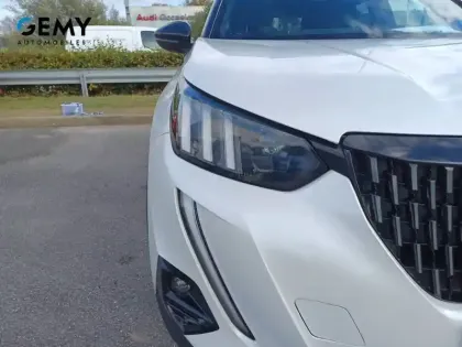 Photo 15 Peugeot 2008  PureTech 130 S&S EAT8