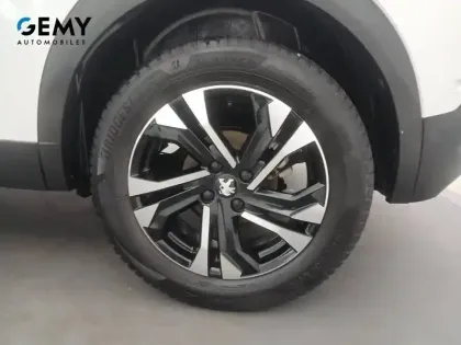 Photo 29 Peugeot 2008  PureTech 130 S&S EAT8