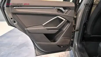 Photo 16 Audi Q3  45 TFSIe 245 ch S tronic 6