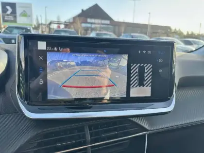 Photo 14 Peugeot 208  Hybrid 110 e-DCS6