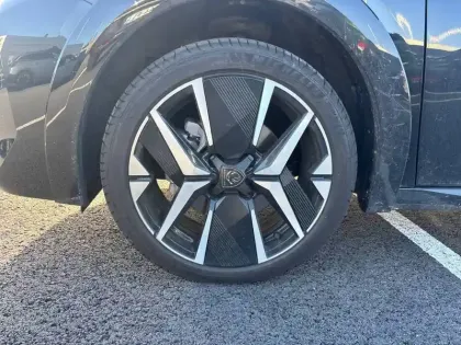 Photo 12 Peugeot 208  Hybrid 110 e-DCS6