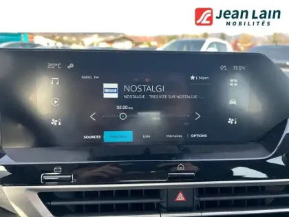 Photo 54 Citroën C4  Hybride 136 e-DCS6