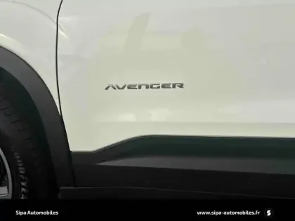 Photo 25 Jeep Avenger  1.2 Turbo T3 110 ch e-Hybrid BVR6