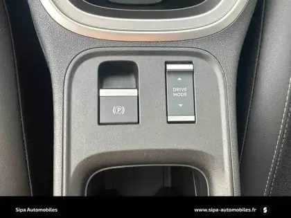 Photo 17 Jeep Avenger  1.2 Turbo T3 110 ch e-Hybrid BVR6