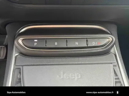 Photo 19 Jeep Avenger  1.2 Turbo T3 110 ch e-Hybrid BVR6