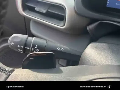 Photo 22 Jeep Avenger  1.2 Turbo T3 110 ch e-Hybrid BVR6