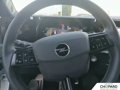 Photo 13 Opel Astra  Hybride Rechargeable 225 ch BVA8