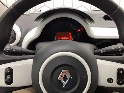 Photo 22 Renault Twingo  III SCe 65