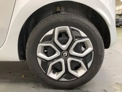 Photo 16 Renault Twingo  III SCe 65