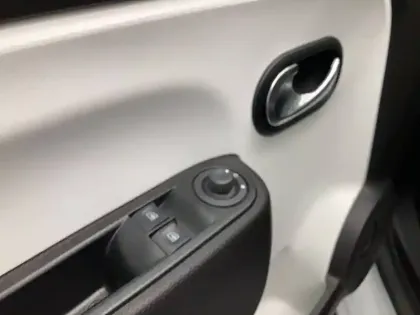 Photo 30 Renault Twingo  III SCe 65