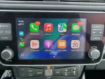 Photo 81 Nissan Leaf  Electrique 40kWh