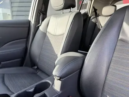 Photo 74 Nissan Leaf  Electrique 40kWh