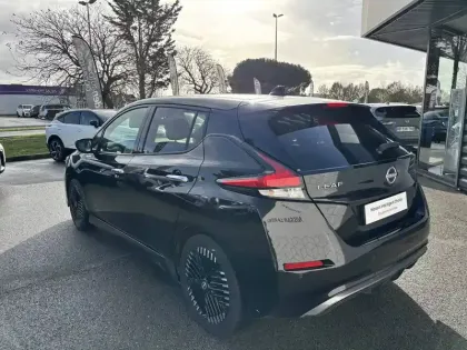 Photo 88 Nissan Leaf  Electrique 40kWh