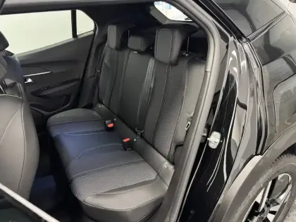 Photo 4 Peugeot 2008  Hybrid 145 e-DCS6