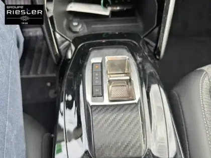 Photo 13 Peugeot 208  Hybrid 100 e-DCS6