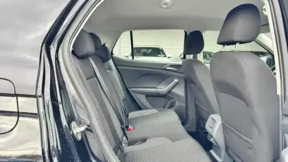 Photo 8 Volkswagen T-cross  1.0 TSI 110 Start/Stop DSG7