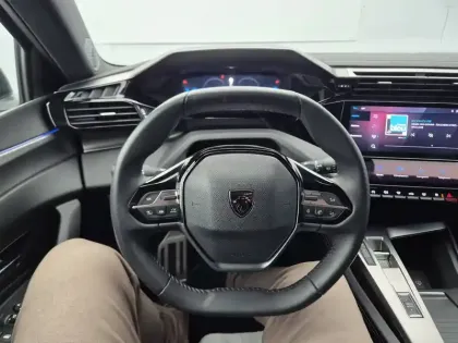 Photo 54 Peugeot 308  Electrique 54 kWh 156ch