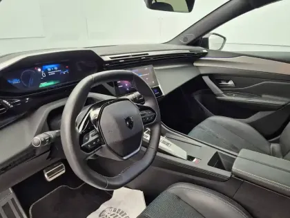 Photo 26 Peugeot 308  Electrique 54 kWh 156ch