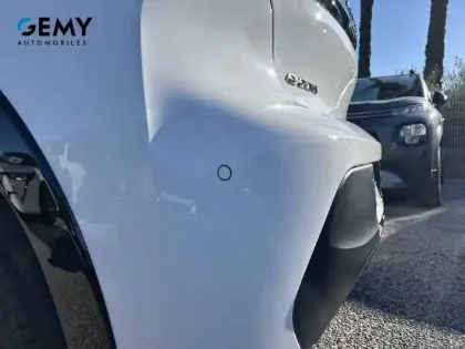 Photo 12 Peugeot 208  Electrique 50 kWh 136ch