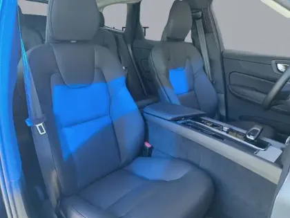 Photo 12 Volvo Xc60  T6 AWD Hybride rechargeable 253 ch+145 ch Geartronic 8