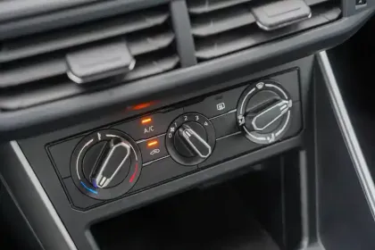 Photo 26 Volkswagen Polo  1.0 TSI 95 S&S BVM5