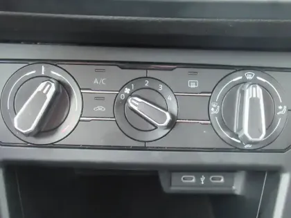 Photo 20 Volkswagen Polo  1.0 TSI 95 S&S BVM5