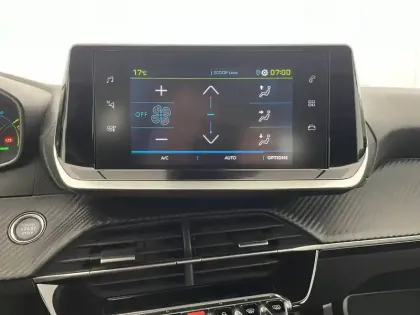 Photo 19 Peugeot 208  Electrique 50 kWh 136ch