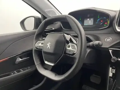 Photo 29 Peugeot 208  Electrique 50 kWh 136ch