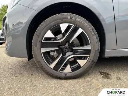 Photo 18 Peugeot 208  Electrique 54 kWh 156ch