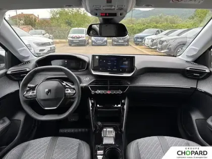 Photo 12 Peugeot 208  Electrique 54 kWh 156ch