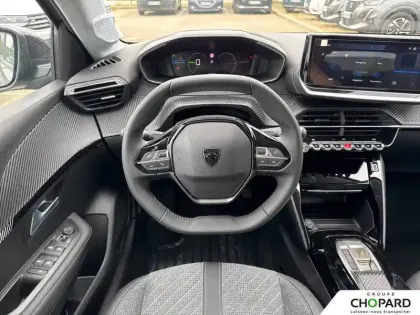 Photo 26 Peugeot 208  Electrique 54 kWh 156ch