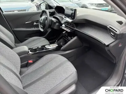 Photo 15 Peugeot 208  Electrique 54 kWh 156ch