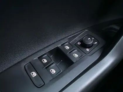 Photo 16 Volkswagen Polo  1.0 TSI 95 S&S BVM5