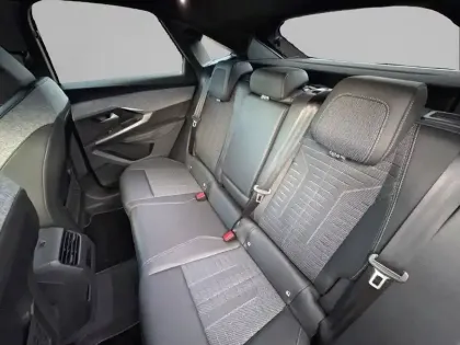 Photo 11 Peugeot 3008  Hybrid 145 e-DCS6