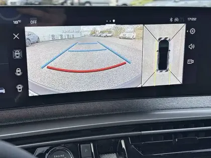 Photo 18 Peugeot 3008  Hybrid 145 e-DCS6