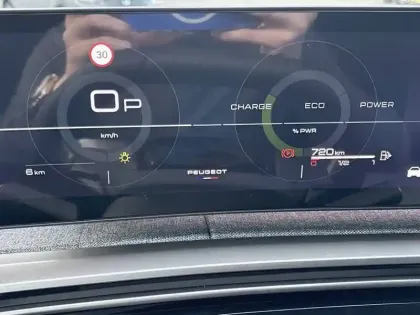 Photo 9 Peugeot 3008  Hybrid 145 e-DCS6