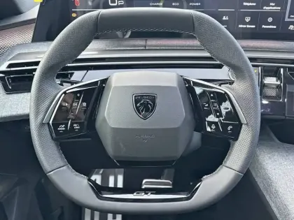 Photo 8 Peugeot 3008  Hybrid 145 e-DCS6