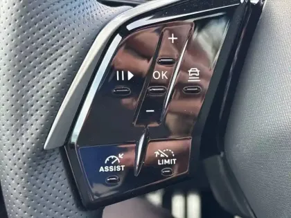 Photo 22 Peugeot 3008  Hybrid 145 e-DCS6