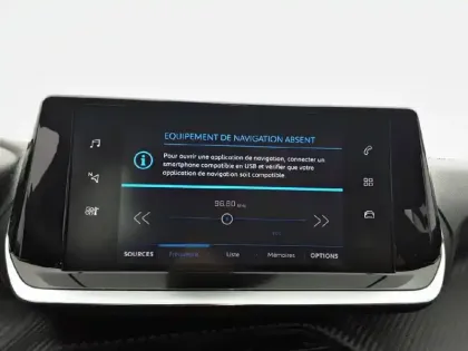 Photo 19 Peugeot 208  PureTech 75 S&S BVM5