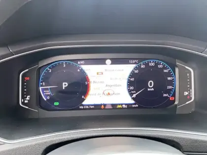 Photo 23 Volkswagen T-roc  2.0 TDI 150 Start/Stop DSG7