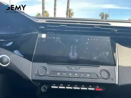 Photo 15 Peugeot 308  BlueHDi 130ch S&S EAT8