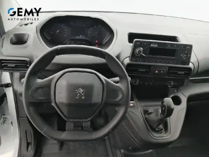 Photo 7 Peugeot Partner  FOURGON STANDARD 650 KG BLUEHDI 75 BVM5