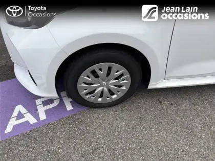 Photo 48 Toyota Yaris  Hybride 116h