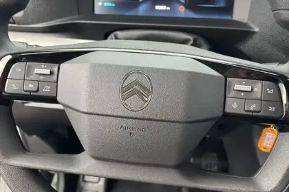 Photo 42 Citroën Jumpy  CAB APPROFONDIE M BLUEHDI 145 S&S EAT8