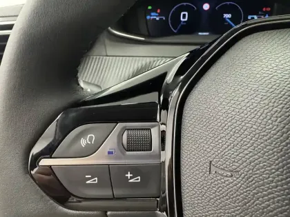 Photo 26 Peugeot 208  100 S&S BVM6