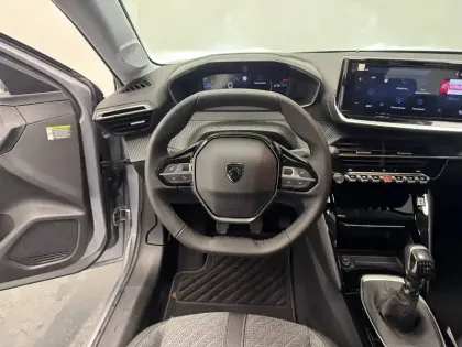 Photo 16 Peugeot 208  100 S&S BVM6